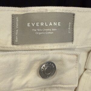 New Everlane Organic Cotton 90’s Cheeky Jeans
Ankle (no tag)